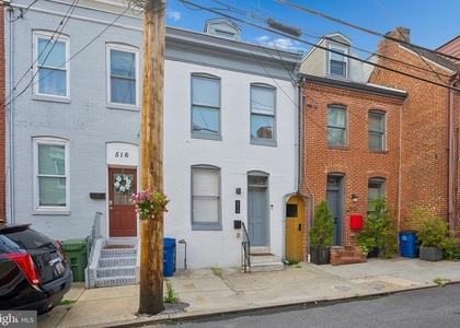 514 S Dallas Street - Photo 1