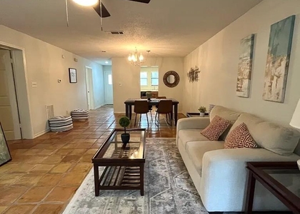 1404 Norwalk Ln - Photo 1