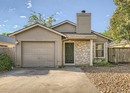 5937 Nw Kevin Kelly Pl - Photo 1