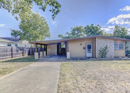 1410 Kamar Dr - Photo 1