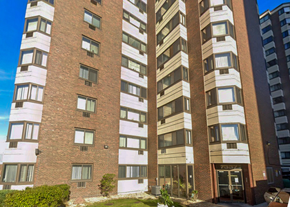 7337 S South Shore Drive - Photo 1
