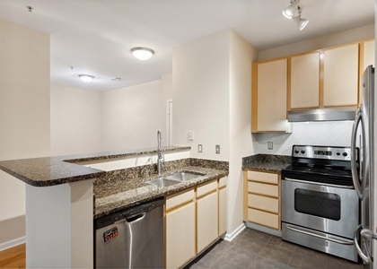 821 Ralph Mcgill Boulevard Ne - Photo 1