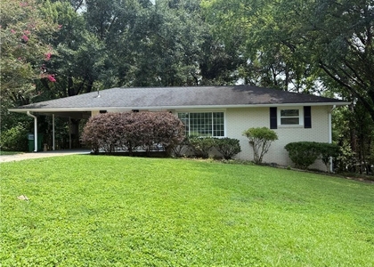 2404 Elmwood Circle - Photo 1