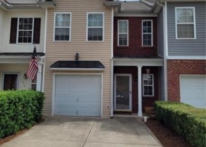 2954 Greyhawk Lane - Photo 1