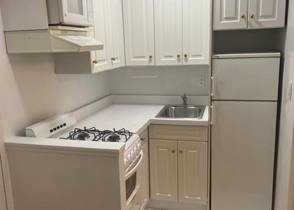East 84th Street - Photo 1
