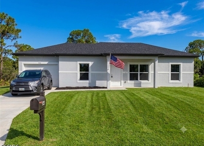 515 Kilarney Avenue S - Photo 1
