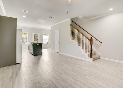 1045 Marcolin Street - Photo 1