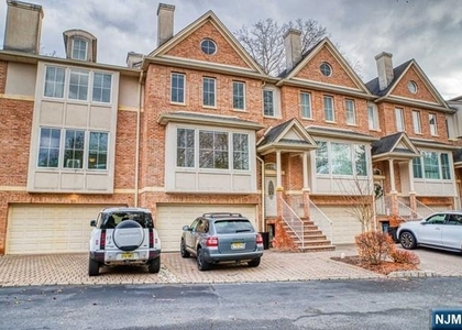 27 Harrington - Photo 1