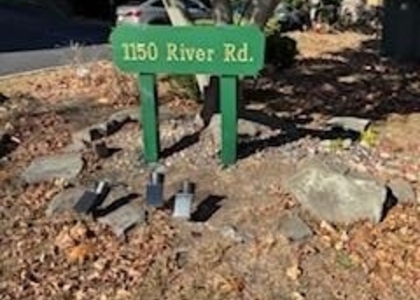 1150 River - Photo 1