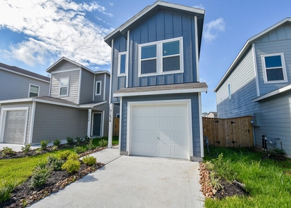 21430 Carosella Dr - Photo 1