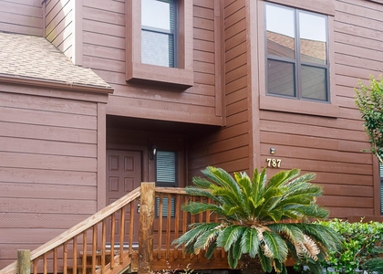787 Davis Road - Photo 1