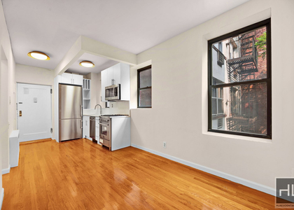 East 25 Street - Photo 1