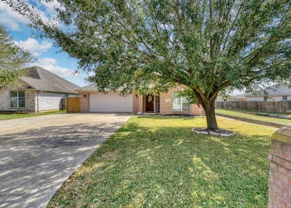 1008 Gardenia Street - Photo 1