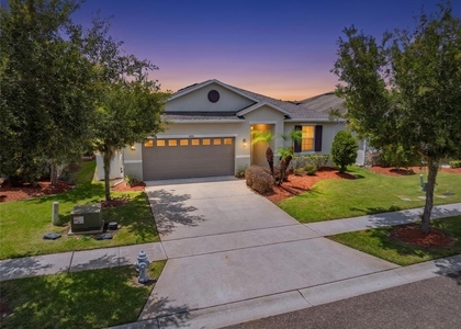 4704 Ruby Red Lane - Photo 1