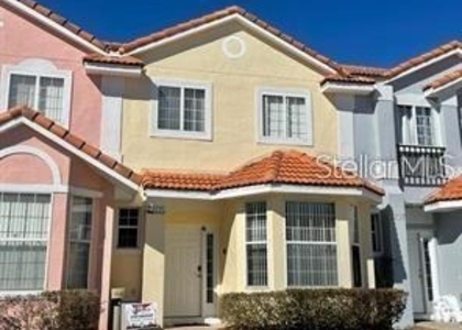 1205 S Beach Circle - Photo 1