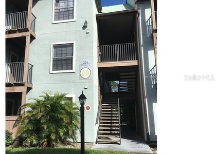 224 Afton Square - Photo 1