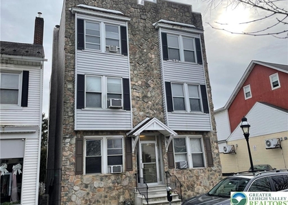60 E Broad Street - Photo 1