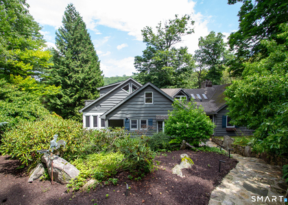 4 Chimney Point Road - Photo 1