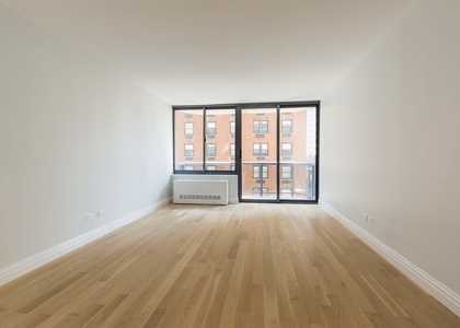 West 48th Street - Photo 1