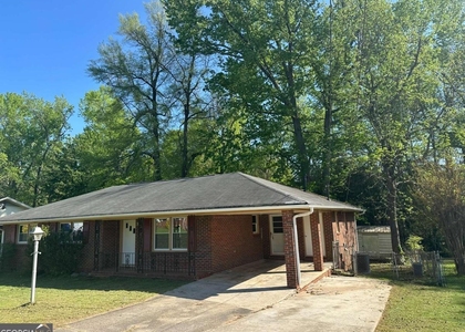 1809 Stratford Arms Drive - Photo 1