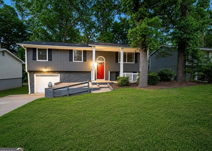 2153 Cherokee Valley Circle - Photo 1