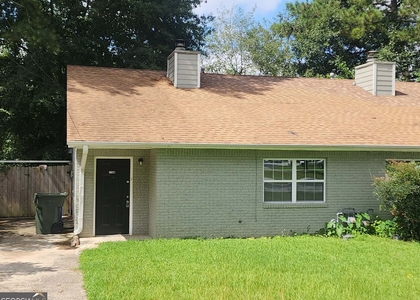1168 Pinedale Circle Nw - Photo 1