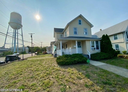 601 Main Street - Photo 1