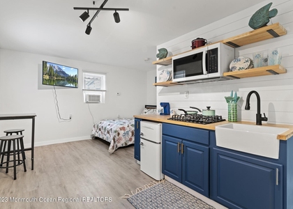 1007 Barnegat Avenue - Photo 1