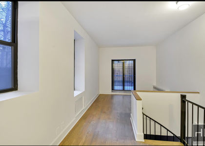 East 25 Street - Photo 1