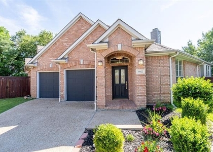 5022 Enclave Court - Photo 1