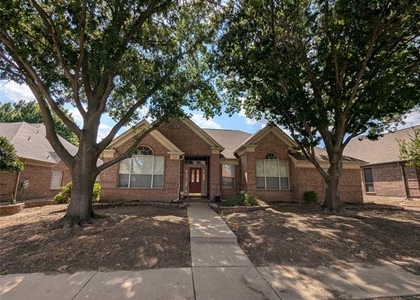 7113 Chardonnay Drive - Photo 1