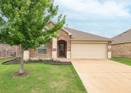 903 Spruce Lane - Photo 1
