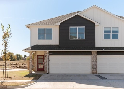 8909 Nw 109th Lane - Photo 1