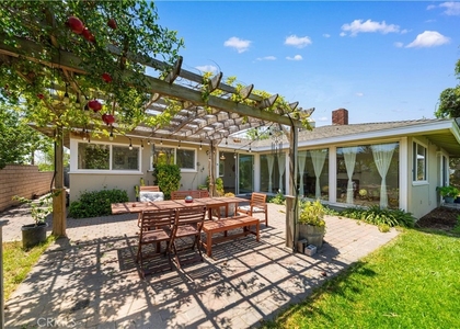 1033 S Isabella - Photo 1