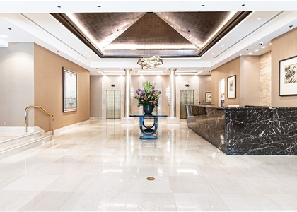 10724 Wilshire Boulevard - Photo 1
