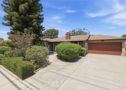 1415 E Walnut - Photo 1
