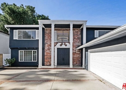 6257 Lindley Avenue - Photo 1
