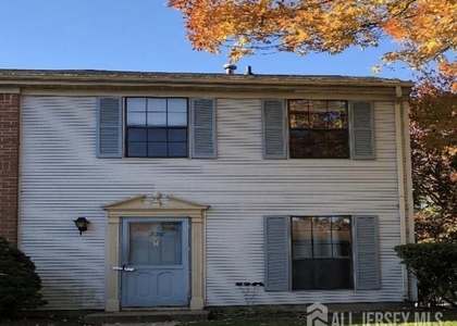 536 Manchester Court - Photo 1