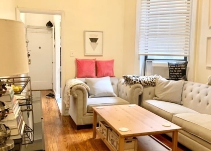 121 E 90th Street - Photo 1