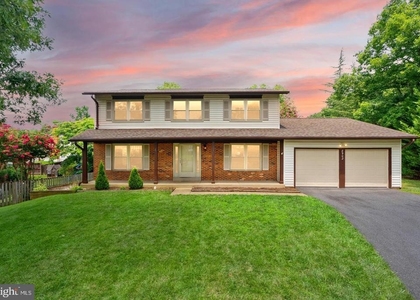 8902 Huxley Court - Photo 1