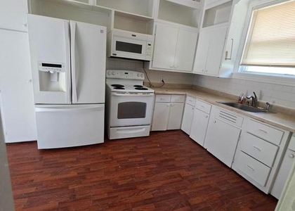 1314 Philadelphia Pike - Photo 1