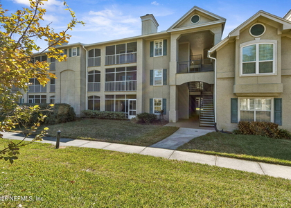 800 Ironwood Drive - Photo 1