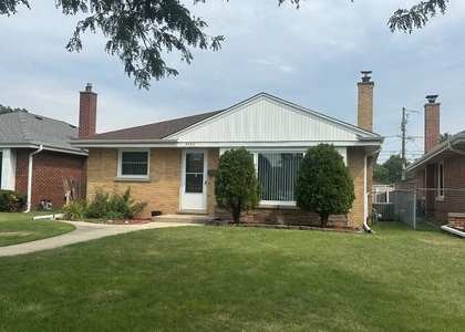 5452 Brummel Street - Photo 1
