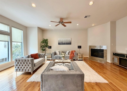 1910 Woodbury Street - Photo 1