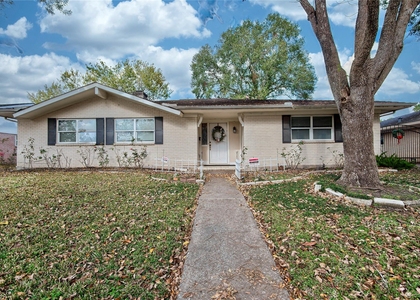 6214 Rutherglenn Drive - Photo 1