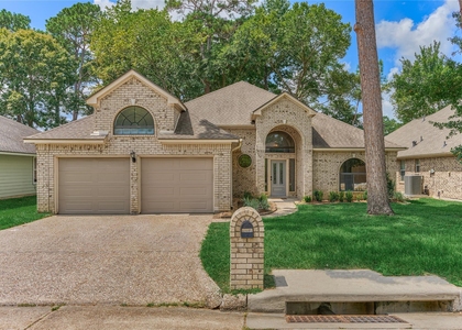 13707 Fountainview Drive - Photo 1