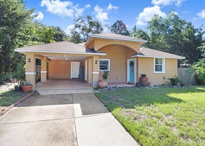 1131 Dogwood Avenue - Photo 1