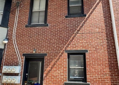 636 N New Street - Photo 1
