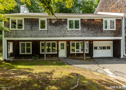 15 Cardinal Drive - Photo 1