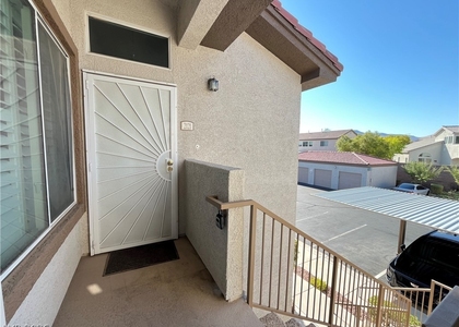 2305 W Horizon Ridge Parkway - Photo 1